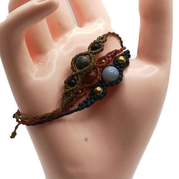 Handmade macrame bracelet with natural jade stones and tiger eye Spiritual prote - Picture 4 of 7